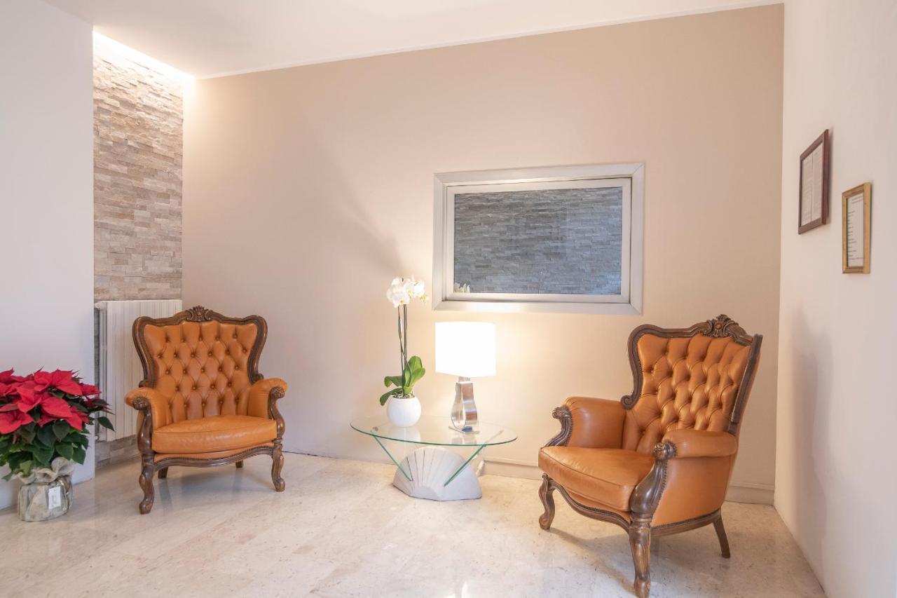 Aparthotel Residenza Miola Saronno Exteriér fotografie